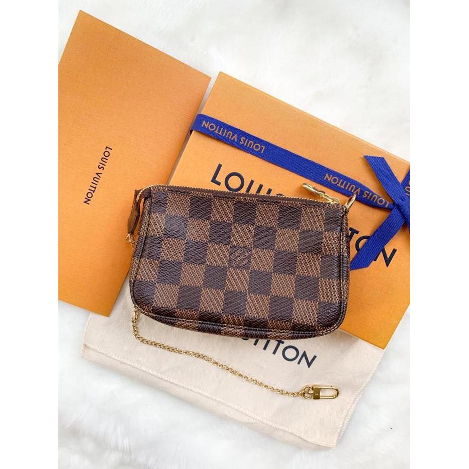 NBU Louis Vuitton pochette mini damier