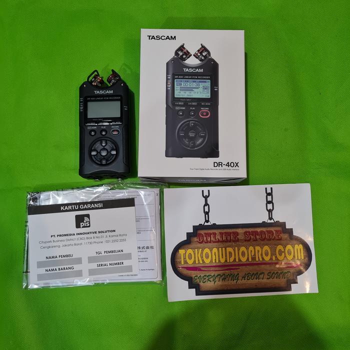 Tascam DR-40X 4-channel Handheld Recorder Tascam DR40X