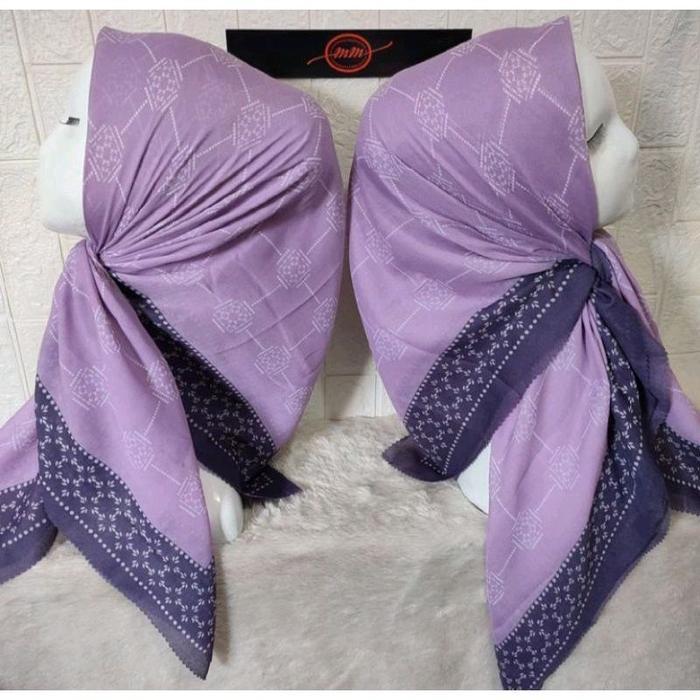 HIJAB SEGI EMPAT VOAL MOTIF LUNN UNGU - -, -