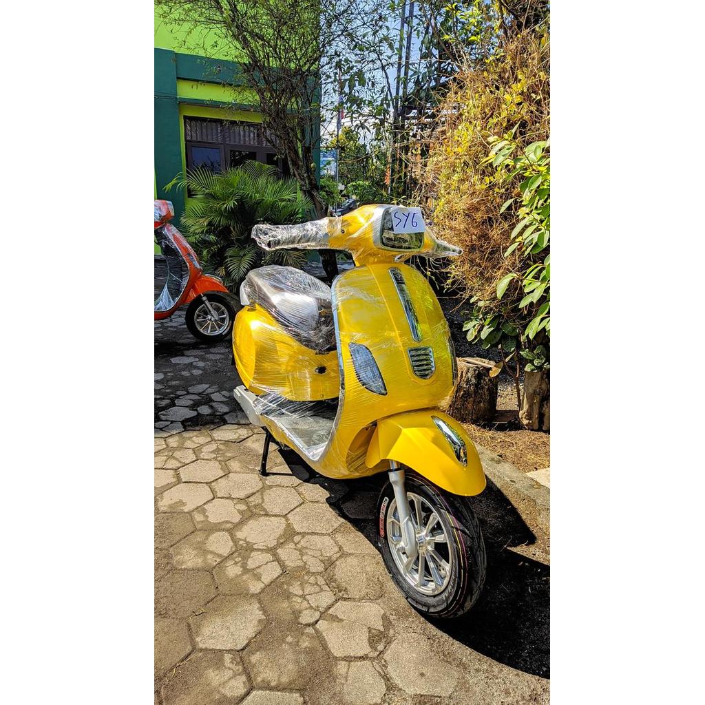 MOTOR LISTRIK UWINFLY VESPA T3 / Motor Listrik Murah / Vespa Murah - Putih