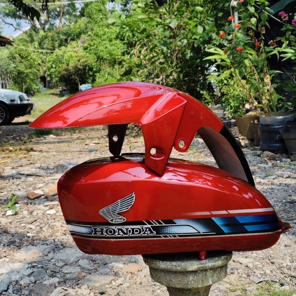 tangki honda cb 100 tangki set merah maron slebor r15 bahan galvanis tangki honda cb100 125 motif ca