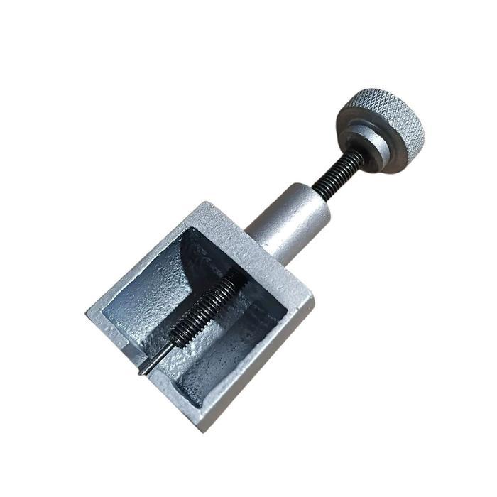 TRACKER LEPAS BAN TAMIYA / TREKER BATOK DAN MODEL U / TREKER MURAH SILVER - MODEL BATOK by Mixmaxtoy