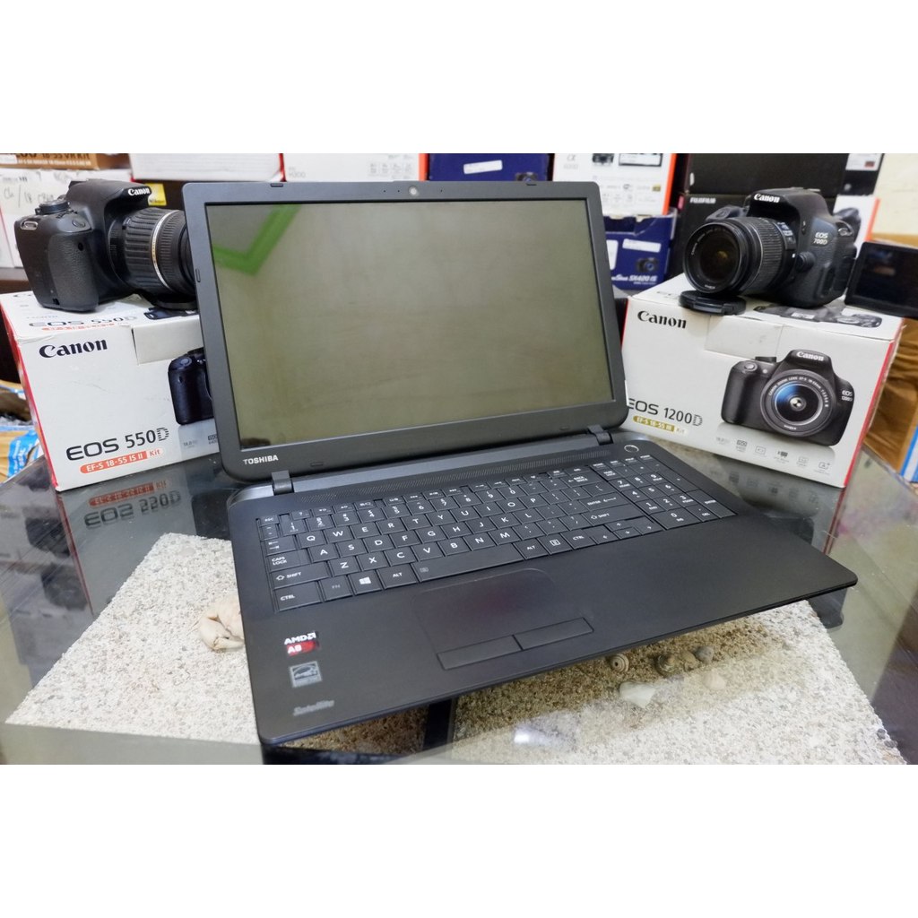 Laptop Toshiba C55 AMD A8 6410 Ram 16Gb 512Gb Normal Siap Pakai - Leptop Laptop Murah - Laptop Malan