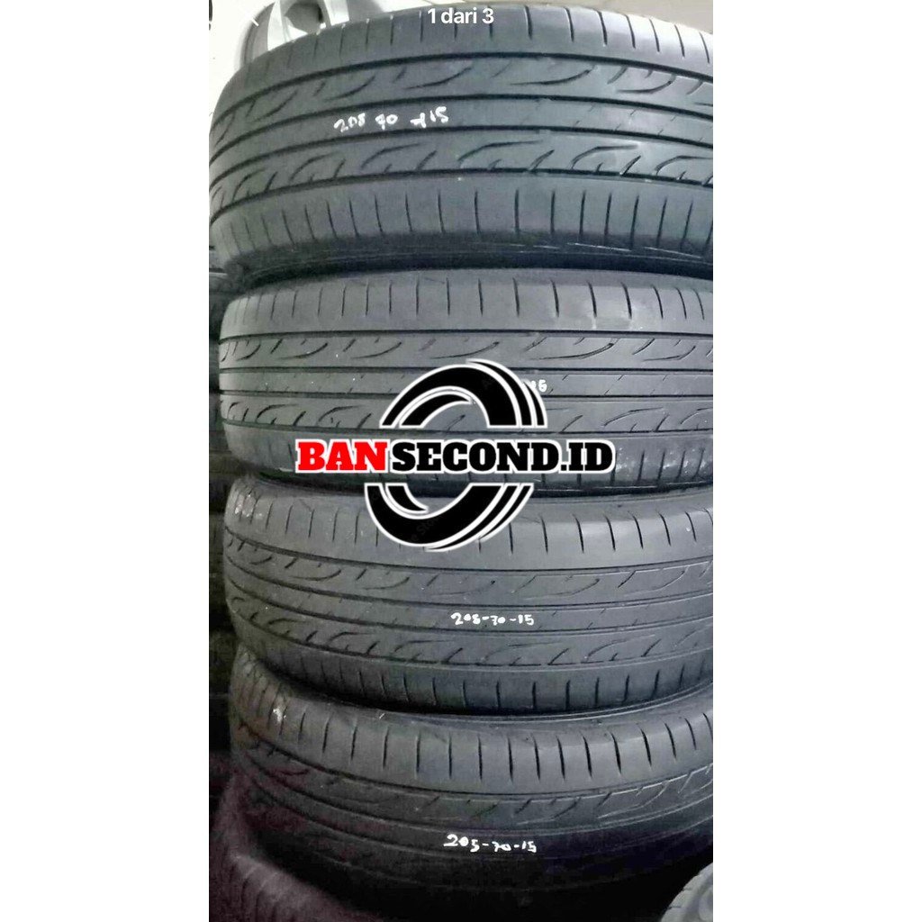 Ban Mobil second 205/70 R15