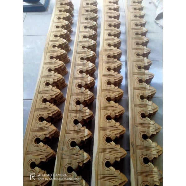 Lisplang Kayu Jati Ukir 20cm Untuk Gazebo