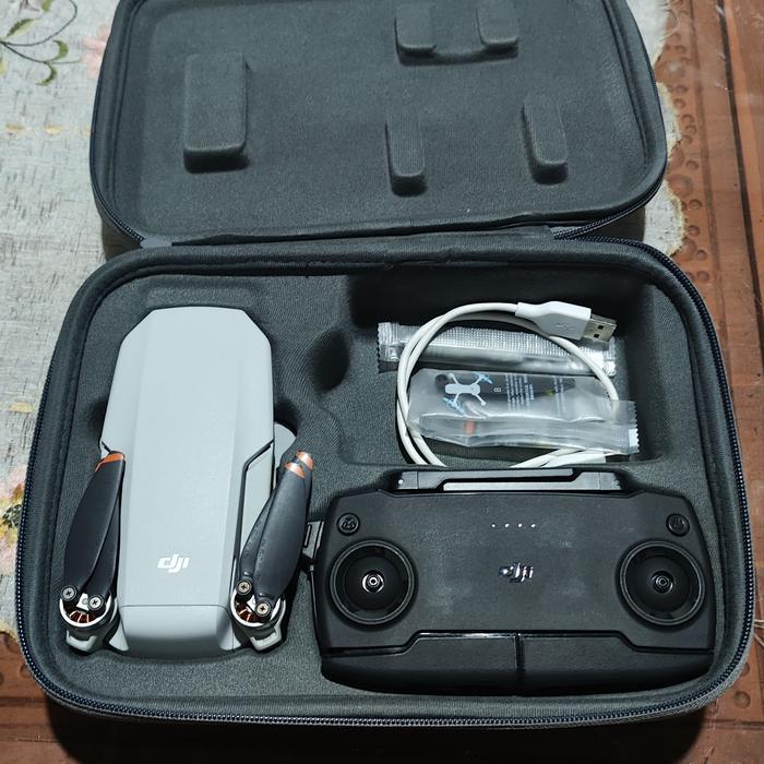 Drone DJI Mini SE basic combo