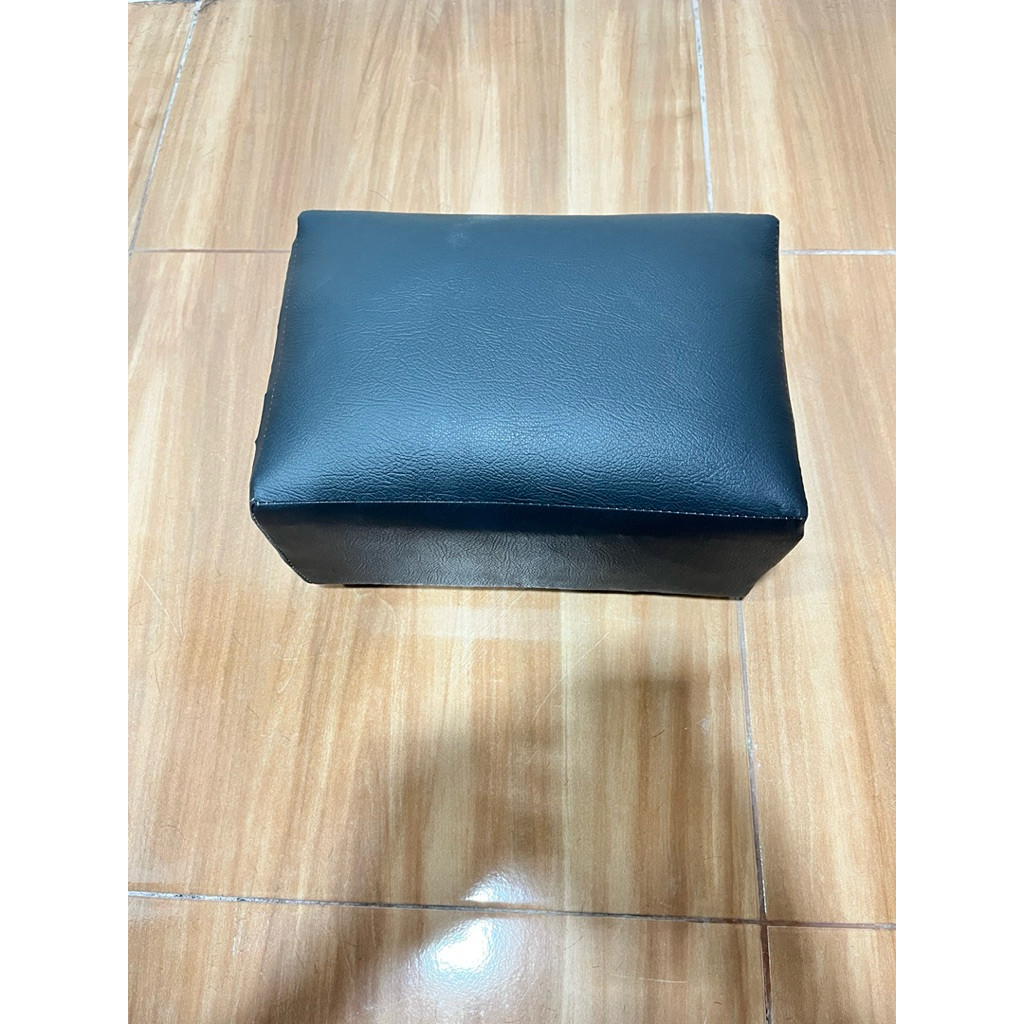 HRI -  Kursi Anak-Anak Penambah Kursi Barbershop