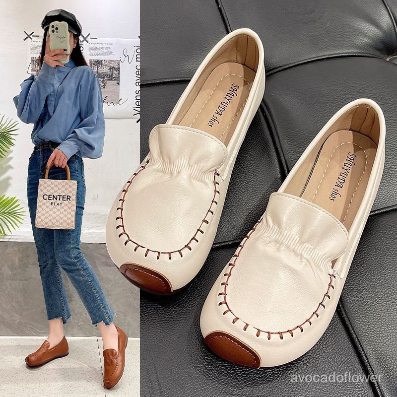 Sepatu ibu model musim semi dan musim gugur sepatu kacang sepatu kulit bagian bawah yang lembut sepa