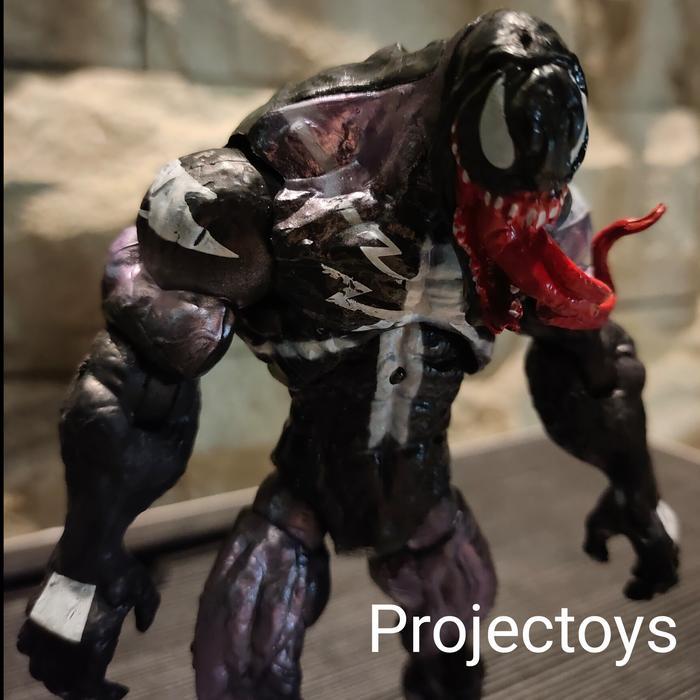 Marvel Spiderman Action Figure Venom Alien Symbiote