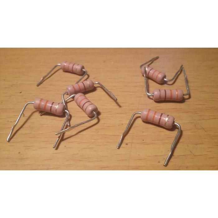 Resistor 330 Ohm 2watt BERKUWALITAS...