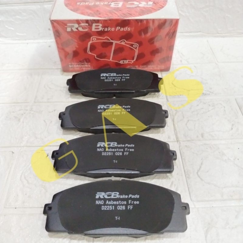 Kampas rem brake pad depan Hiace commuter merk RCB 4pcs