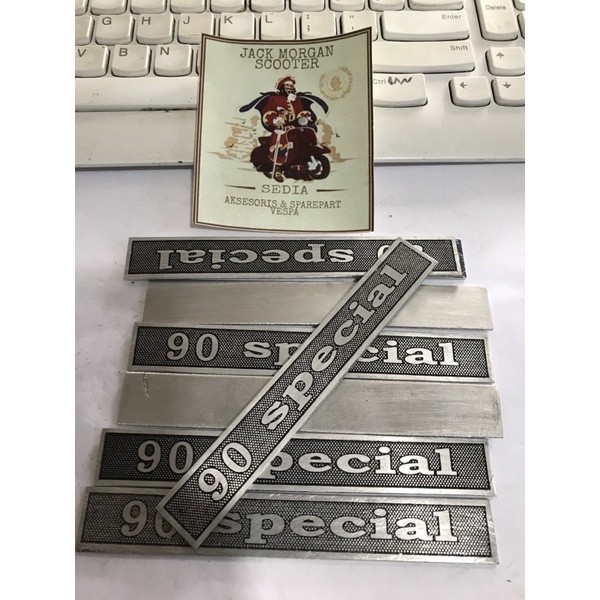 EMBLEM BELAKANG VESPA PTS 90 SPECIAL