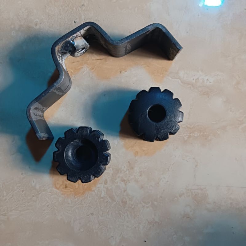 ( paket irit ) dudukan/pangkon tengki cb gl pelurus tengki cb dudukan plat tengki cb gl