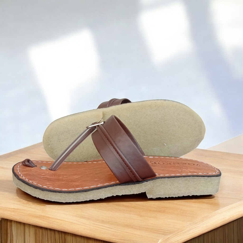 Sendal Tarumpah Kulit Sol Karet Mentah Nonslip Yoenkoe Tasik / Sandal Kulit Coklat Tarumpah Elegan