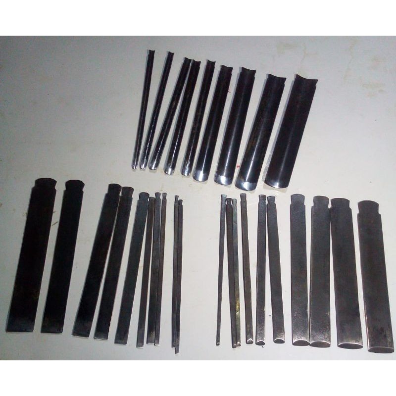 Pahat tatah ukir kayu Jepara bisa ecer