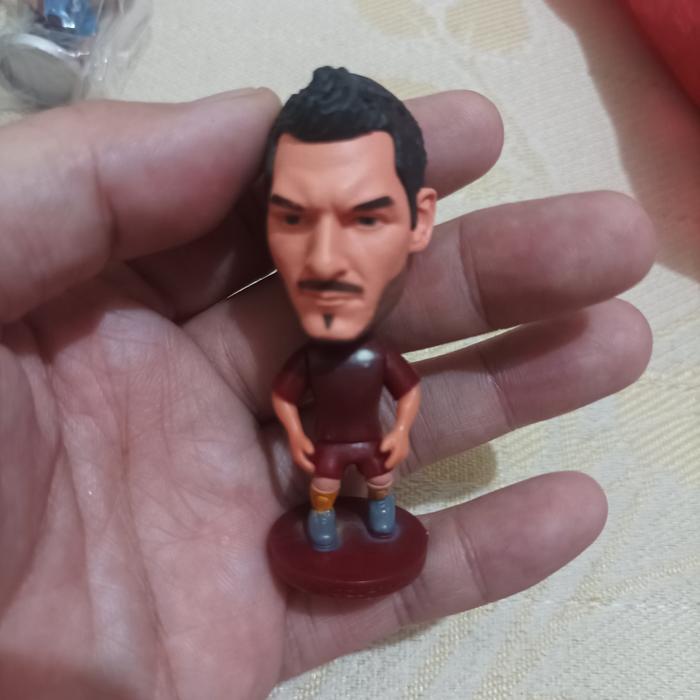 Totti Roma Soccerwe figure | Kaos kaki Kuning Tua TaO 