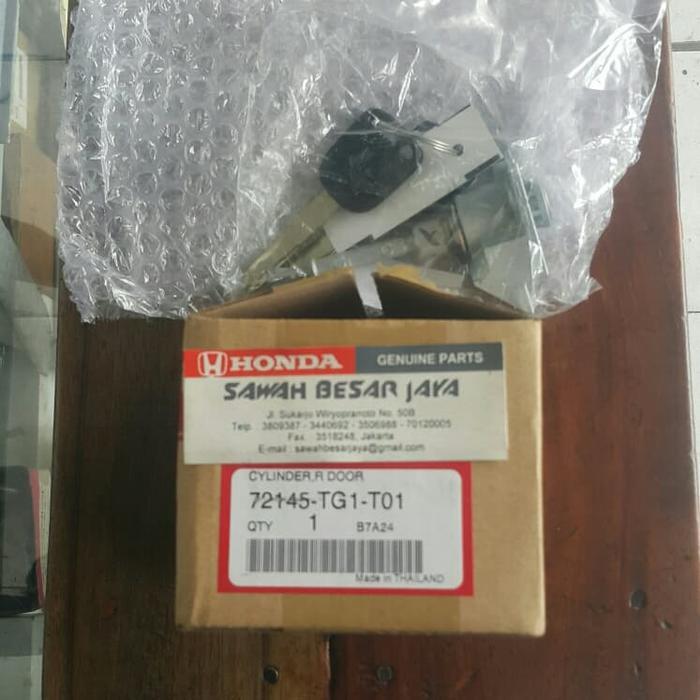 cylinder door lock assy / silinder kunci pintu depan mobilio brio brv top