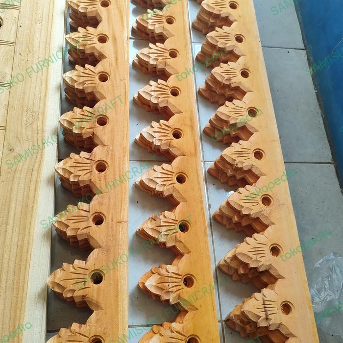 lisplang ukiran kembangbolong