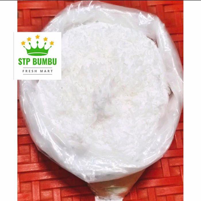 Kelapa Parut Segar 1 Butir / Klapa / coconut - Muda, Tidak Dikerik