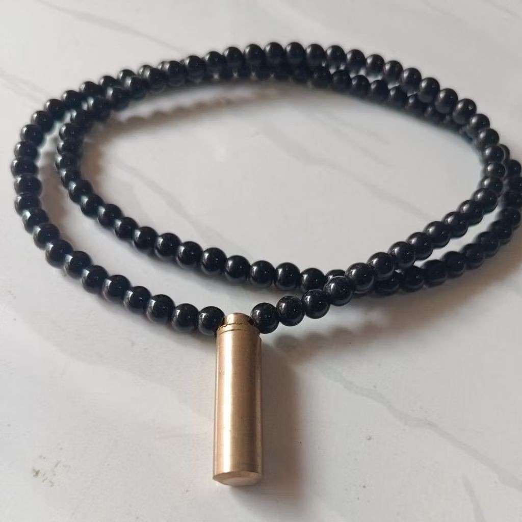 kalung japamala 108 butir  black onix  liontin kuningan tabung