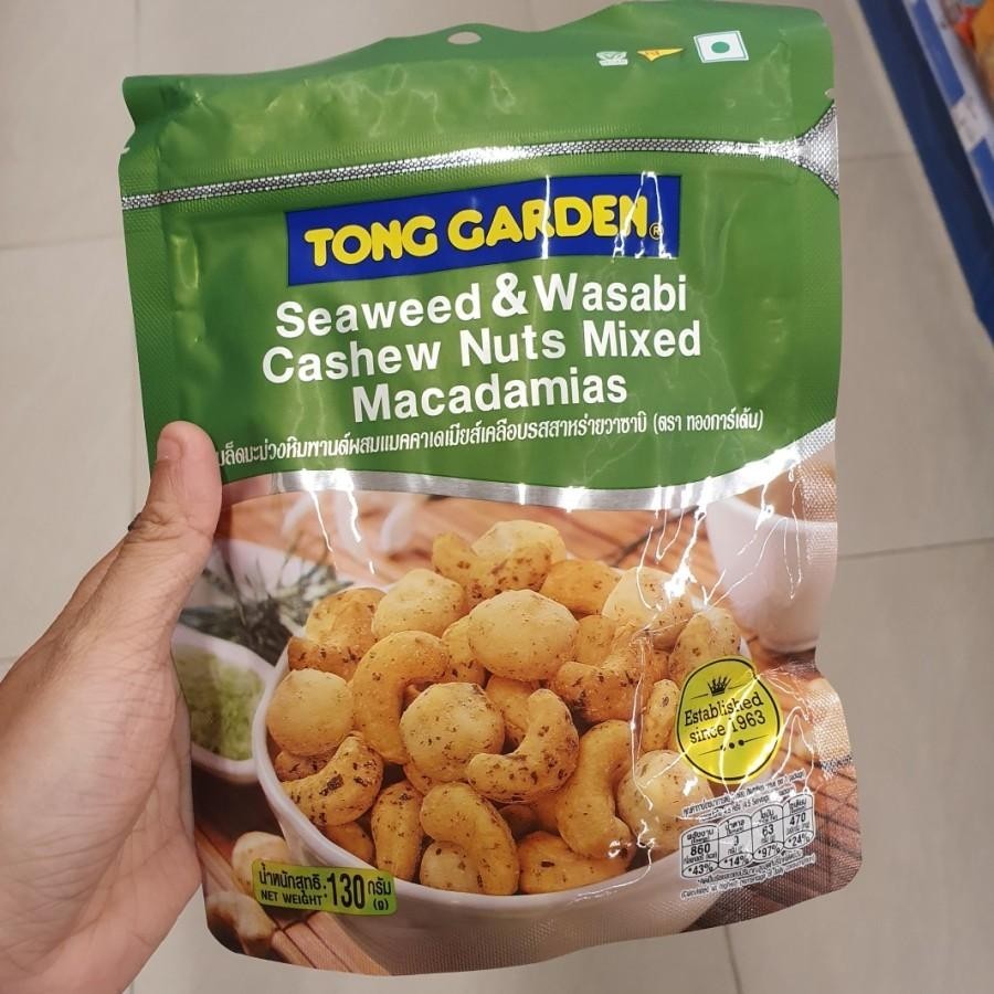 Tong Garden Seaweed & Wasabi Cashew Nuts Mixed Macadamias Kacang 130gr