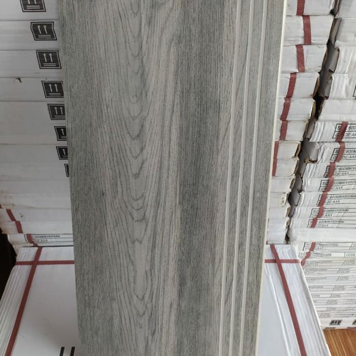 granit tangga 30x80 kombinasi