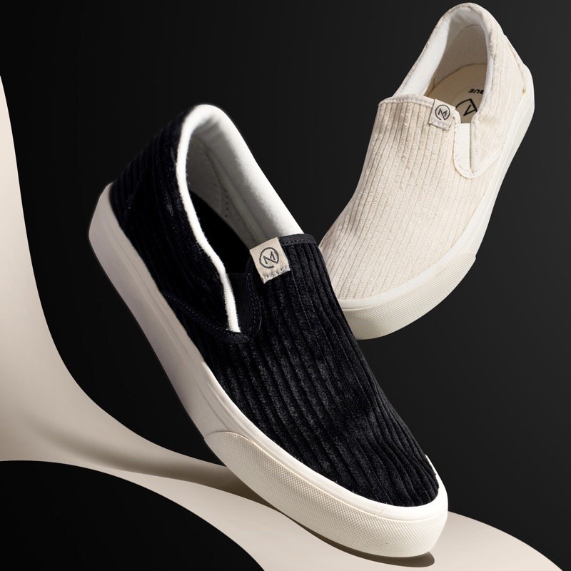 OFFICAL STORE - MARQUE CORDUROY SLIP ON- MARQUE.CO - For Unisex, Vulcanized