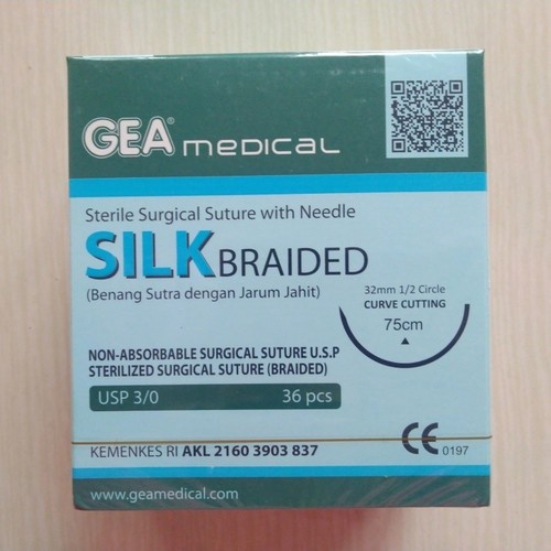 Benang Jahit Catgut Silk 3/0 + Jarum GEA / Catgut Silk GEA dengan jarum Benang Jahit