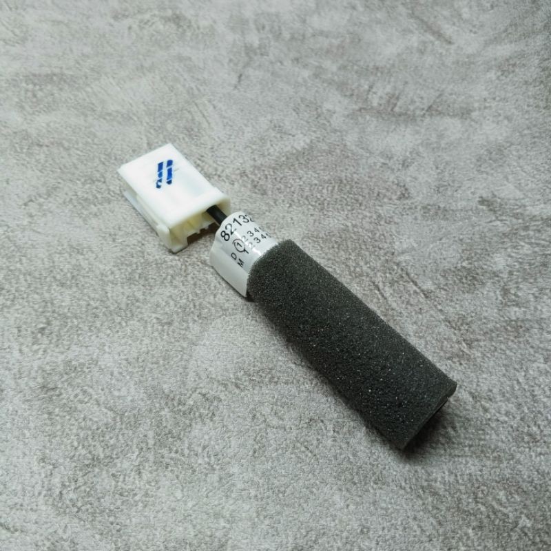 SOKET KABEL ANTENA RADIO TAPE HEAD UNIT MOBIL TOYOTA ORIGINAL