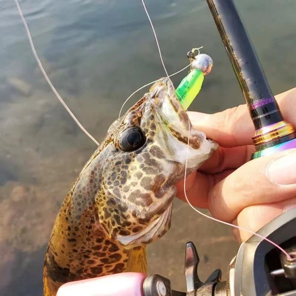 30pcs//box Soft Lure Kit Soft Fishing Lure 5cm 5.5cm 3.5g Jig Head Hook with Fishing Tackle Box Pesc