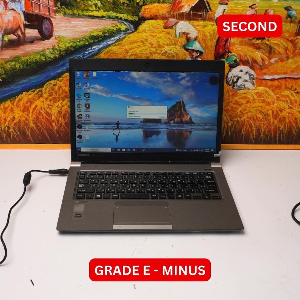 TOSHIBA DYNABOOK R634/M I5 4210U 8 GB (12") GRADE E - MINUS LAPTOP SECOND ORIGINAL SINAR MUTIARA CEL