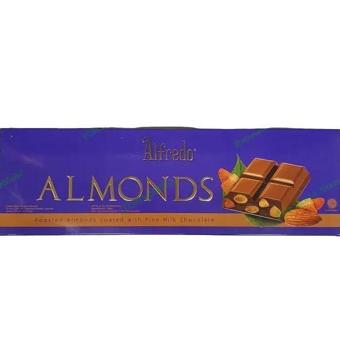 Alfredo Almonds Chocolate Box Coklat dengan Kacang Almond Import 300gr