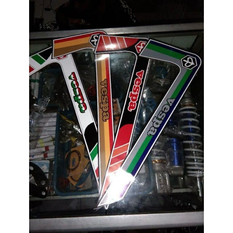 Stiker super . sprint . garage vespa