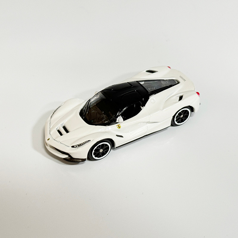 Bburago Ferrari 1:64 LaFerrari white red Alloy Diecast Models Cars toys Gift