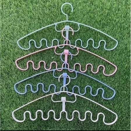 NOX HOUSEWARE Gantungan Multifungsi Gelombang untuk Dasi, Syal, dan Perlengkapan Pakaian