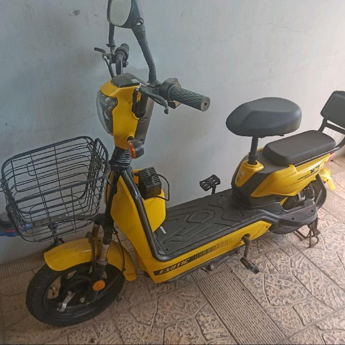 SEPEDA LISTRIK EXOTIC GROZA X3 PRELOVED TERJANGKAU / BATEREI (MURAH BANGET) HARUS DIGANTI BARU