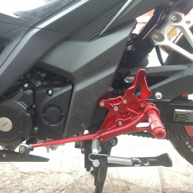 Footstep Underbone pnp Honda Sonic 150R