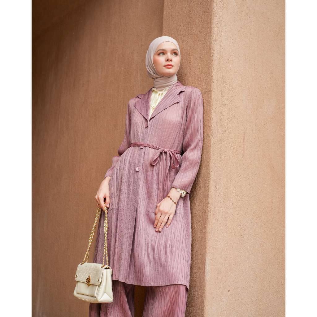 Heaven Lights - Celia Midi - Midi Dress Wanita