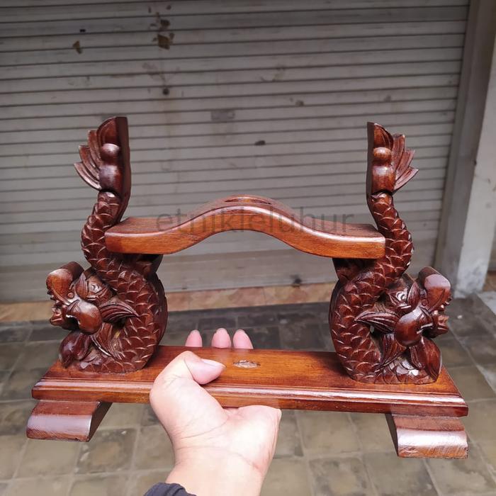 Jagrak tempat keris patrem kayu jati Isi 1 keris ukuran kecil Ukiran naga