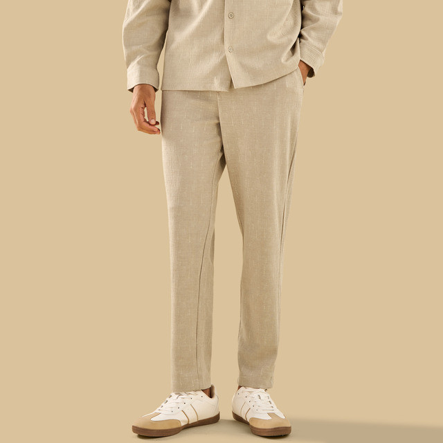 Max Fashions Celana Pria Textured Drawstring Waist Pants - Brown