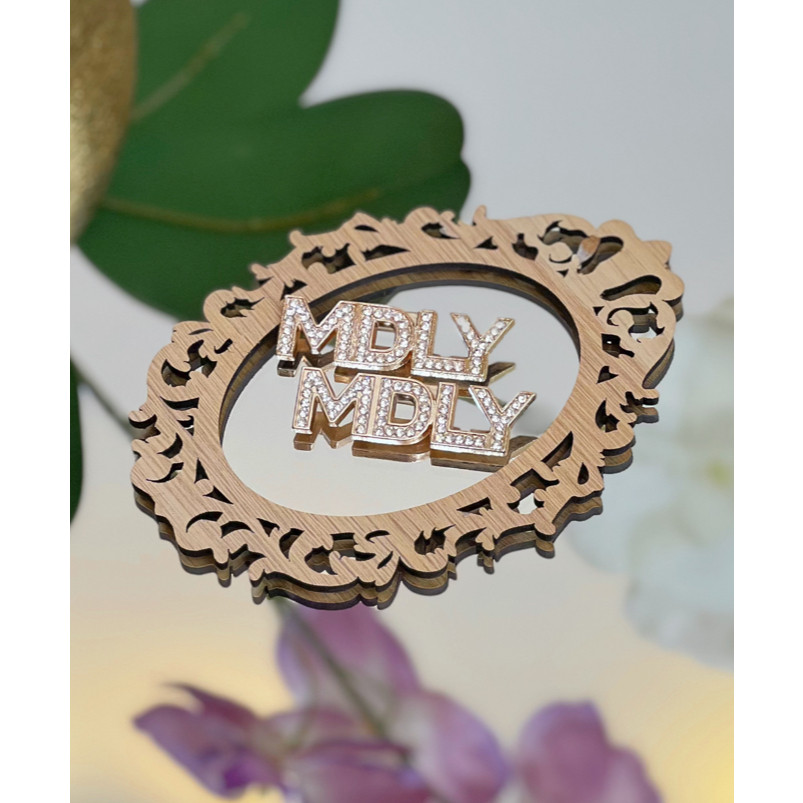 (Clariont) MDLY Bross brooch Aksesoris fashion MDLY Signature Pin gold mewah