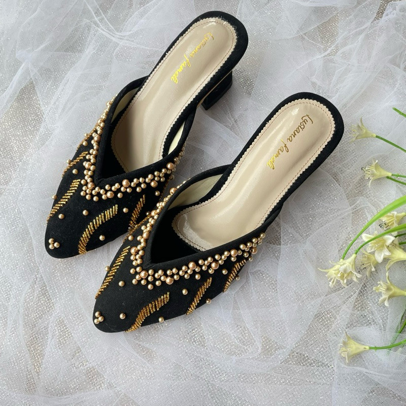 shopsepatu.official  I sepatu selop slip on sepatu pengantin heels kondangan payet  sepatu bahan sue