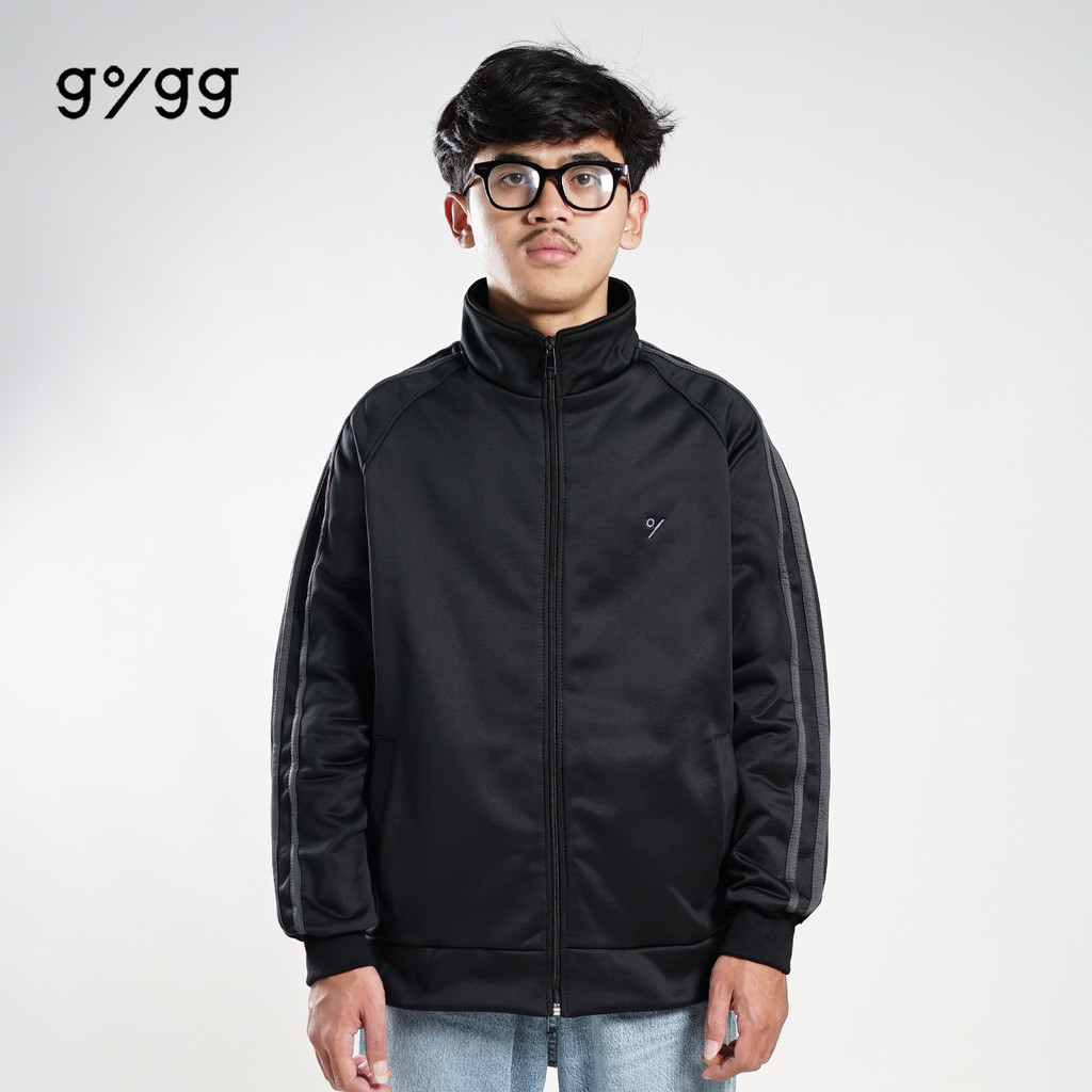 Gigg - Trackline - Black Tracktop - Sport Jacket - Jaket Hitam Pria - Atasan Cowok