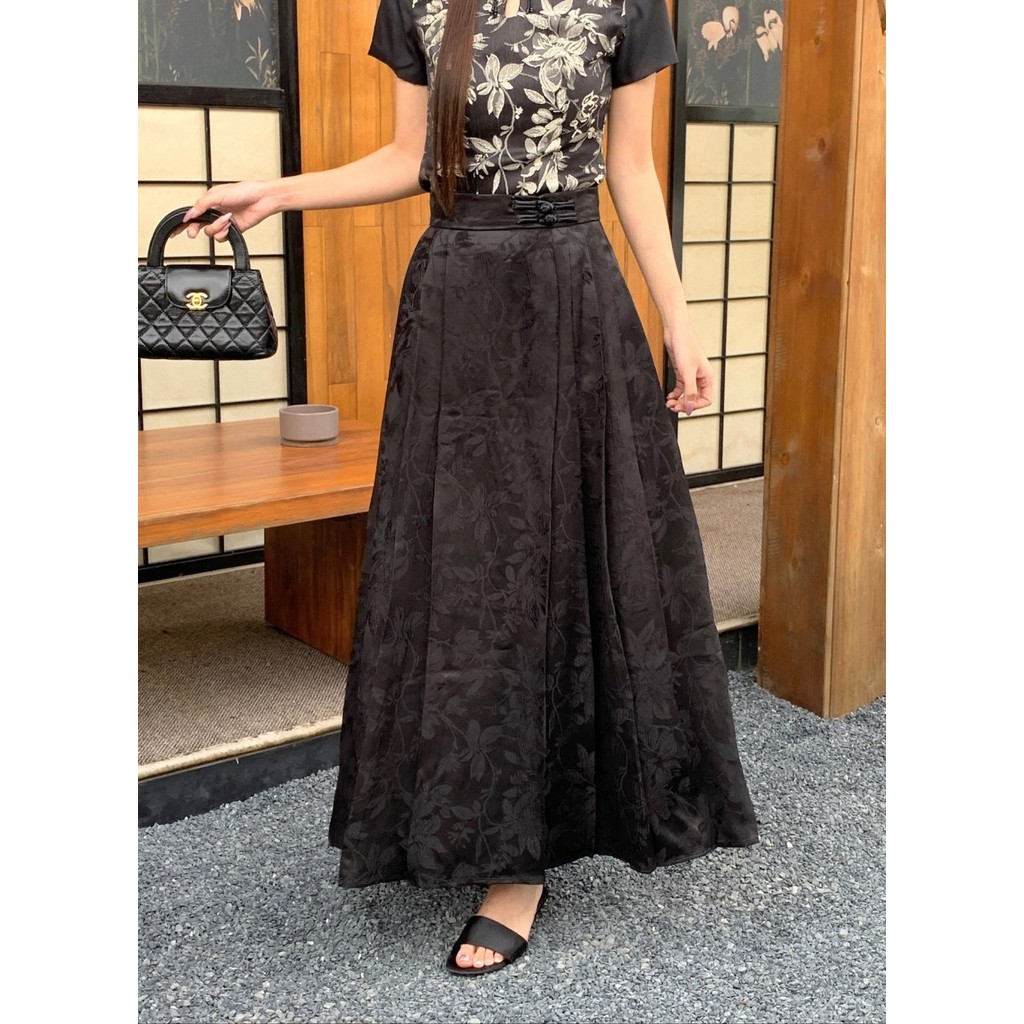 Yan Lan/ Mo Yin Cheongsam Skirt