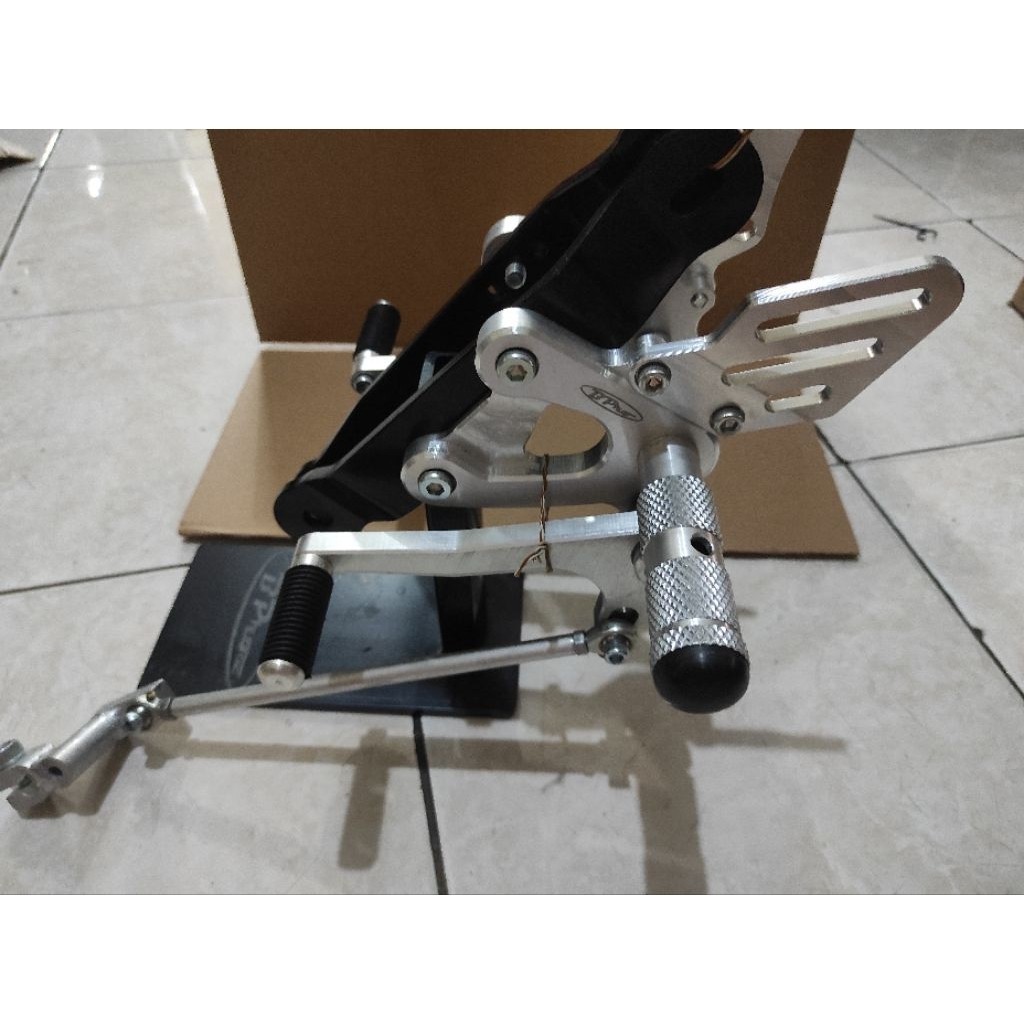 SALE Footstep Underbone MXKING Mx King RACE PNP Jupiter Mx New Original BPRO