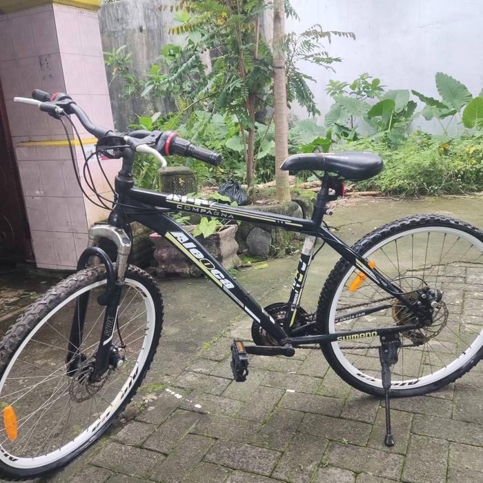 Sepeda gunung ALEOCA 26" 21 speed Compagna Shimano"