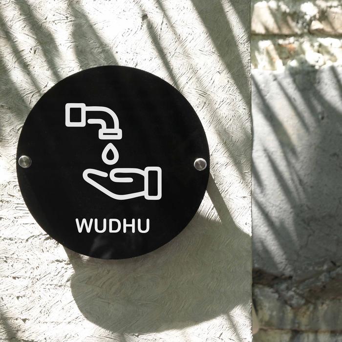 Sign Wudhu Akrilik Sticker + 1 Set Baut Stainless - INPI HOUSE - 20cm
