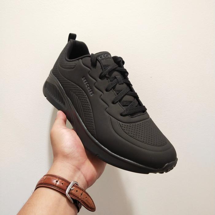 SEPATU PRIA TERBARU SKECHERS ORIGINAL SNEAKERS UNO LITE HITAM EMPUK