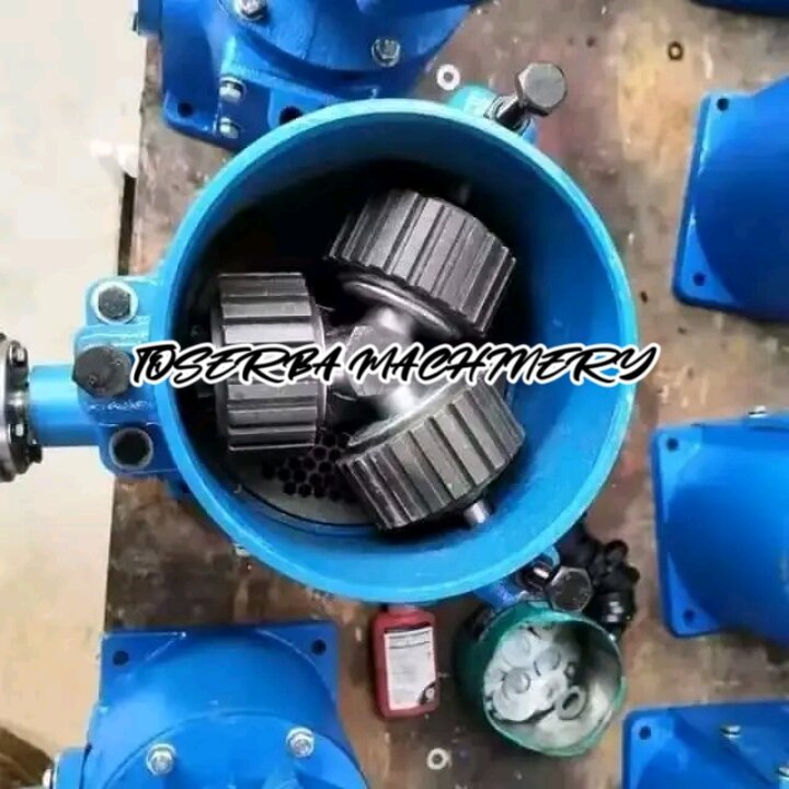 MESIN CETAK PELET VERTIKAL,mesin pelet vertikal ,mesin pelet vertikal murah 3-ROLLER