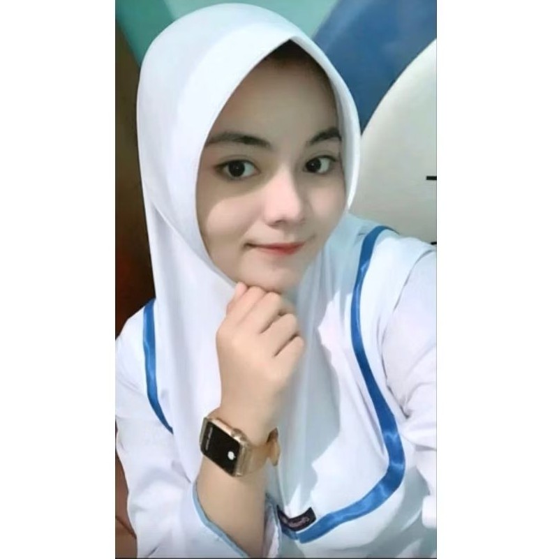 Ilmalia Hijab Kerudung Putih List Jilbab Bergo Instan Perawat Koordinasi Bahan Spandex Adem Nyaman